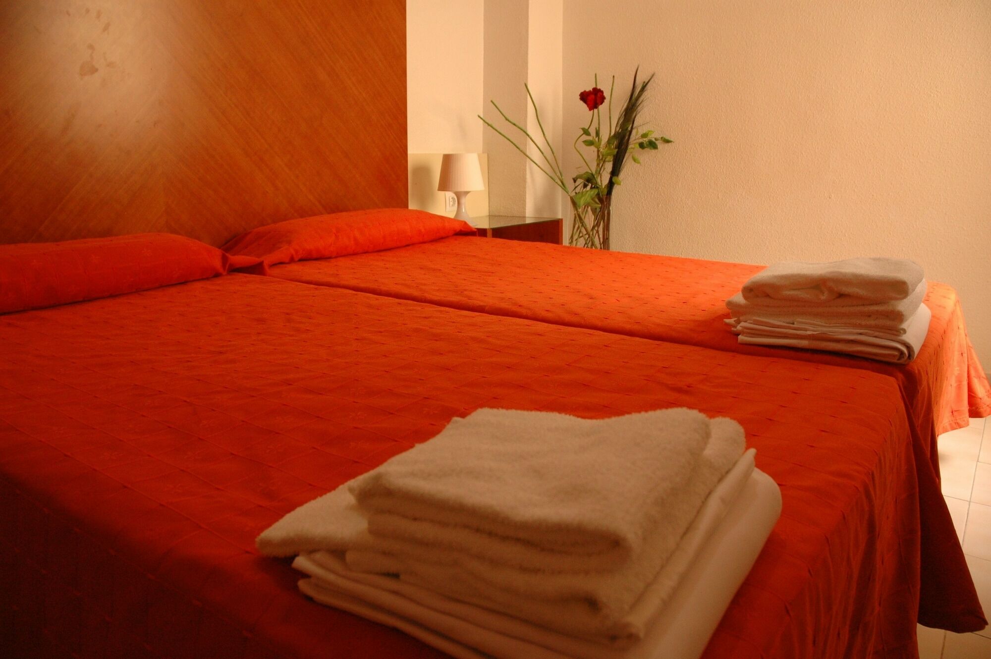 Apartamentos Jessica Beach Alicante Exteriör bild
